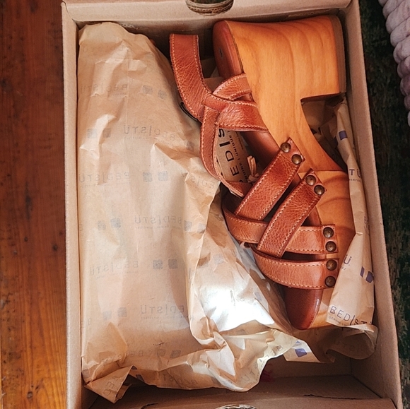 Pauline BEDSTU - Picture 2 of 6